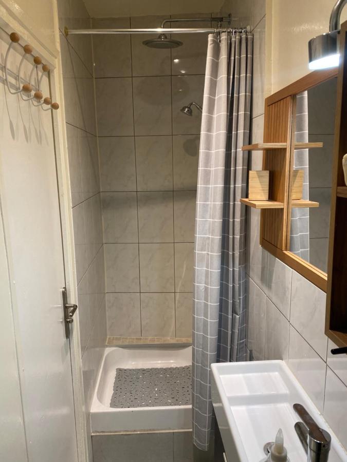 Cosy, Charming Apartment With Courtyard Paris Luaran gambar