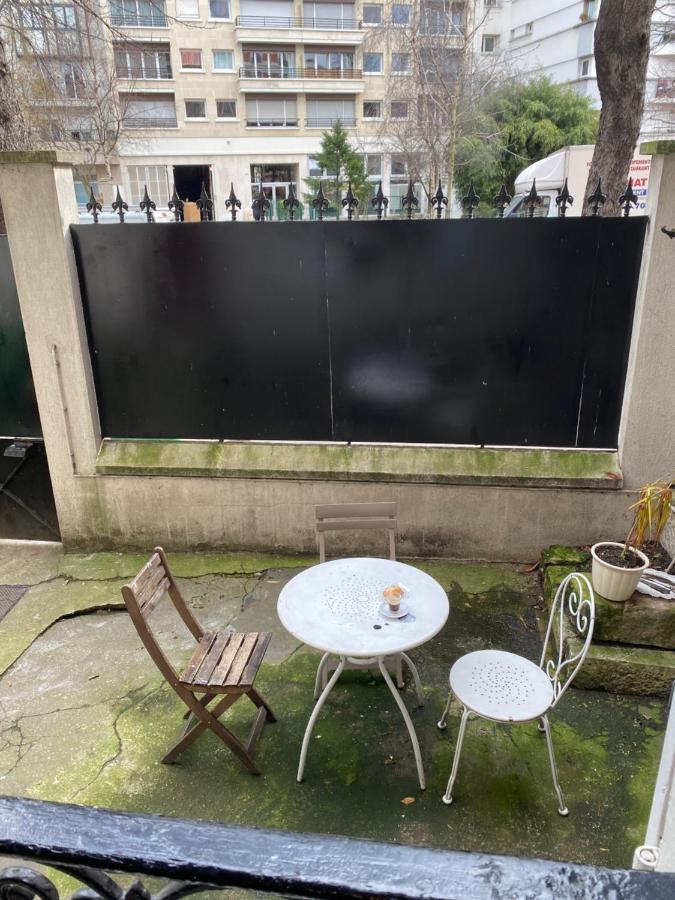 Cosy, Charming Apartment With Courtyard Paris Luaran gambar