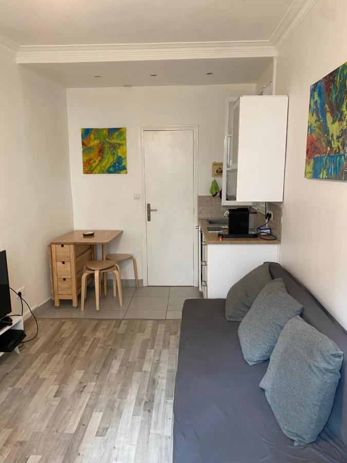 Cosy, Charming Apartment With Courtyard Paris Luaran gambar
