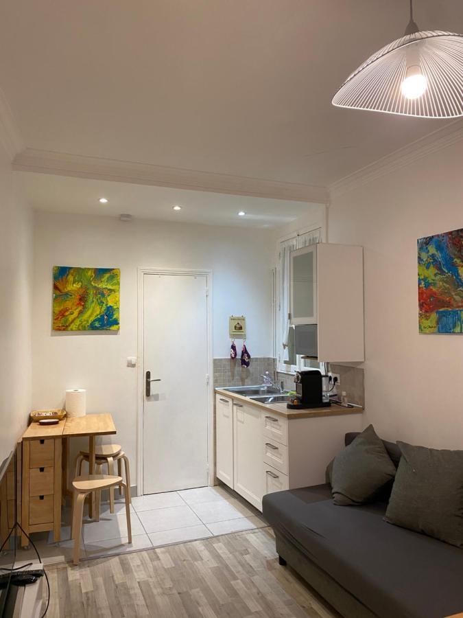 Cosy, Charming Apartment With Courtyard Paris Luaran gambar